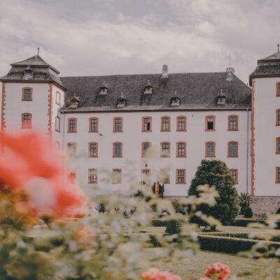 schloss_aussen-5
